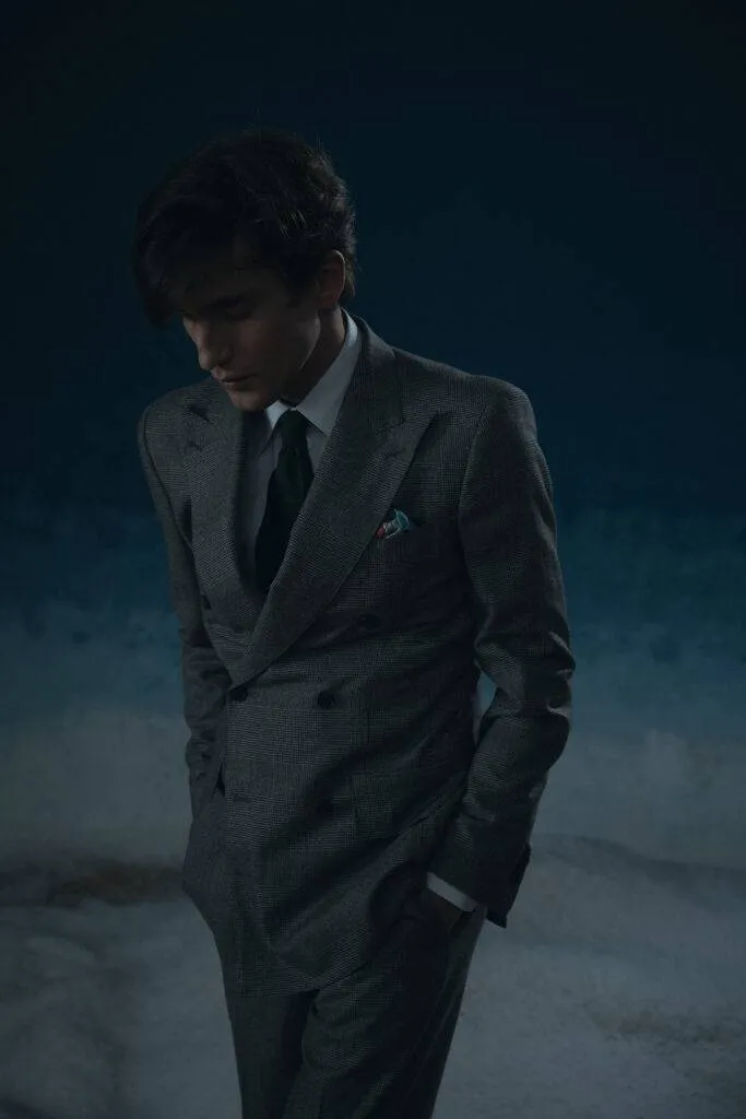 Zweireihiger grauer Glencheck Anzug aus Super 120 Wolle — Monokel Berlin