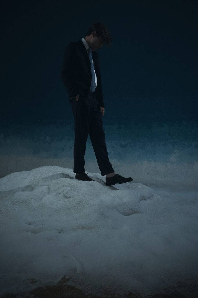 Utility Jacket in schwarz-blauer Alpaka-Leinenmischung mit Selvedge Jeans — Monokel Berlin