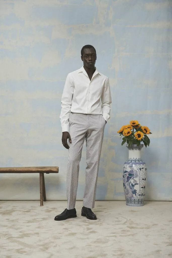 Blau-weißer Seersucker Zweireiher Anzug — Monokel Berlin