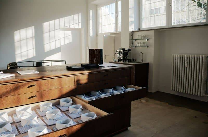 Maßkonfektion Monokel Einrichtung