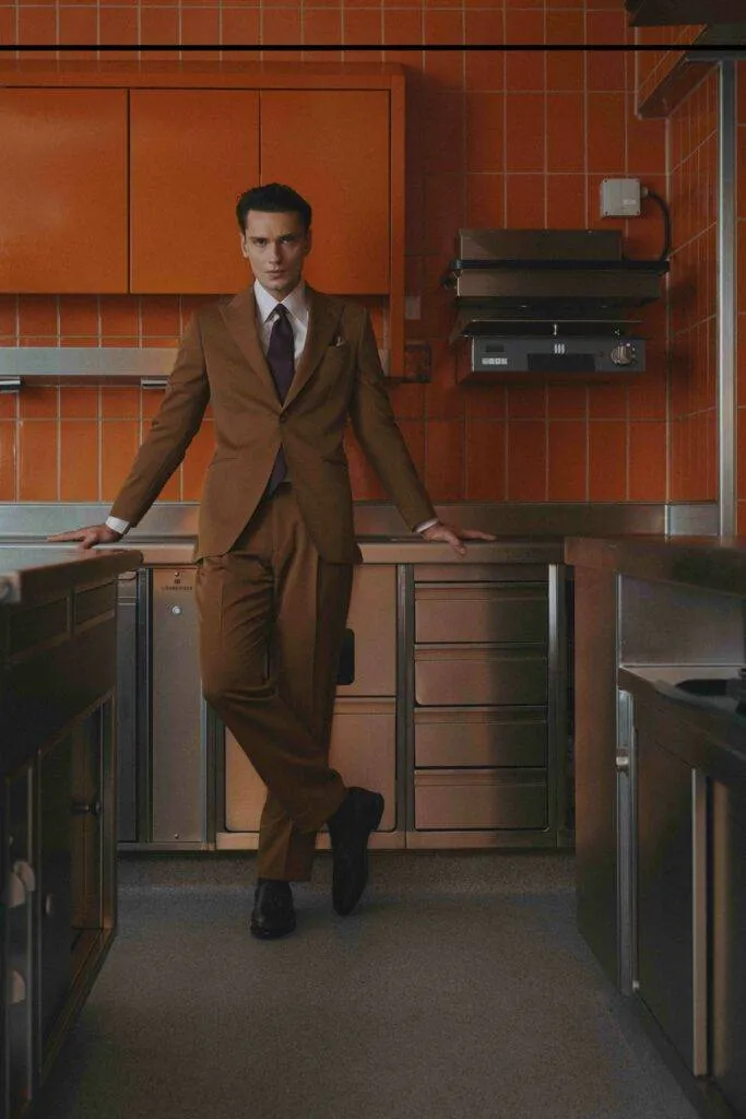 Camel coloured Wolle-Maßanzug — Monokel Berlin