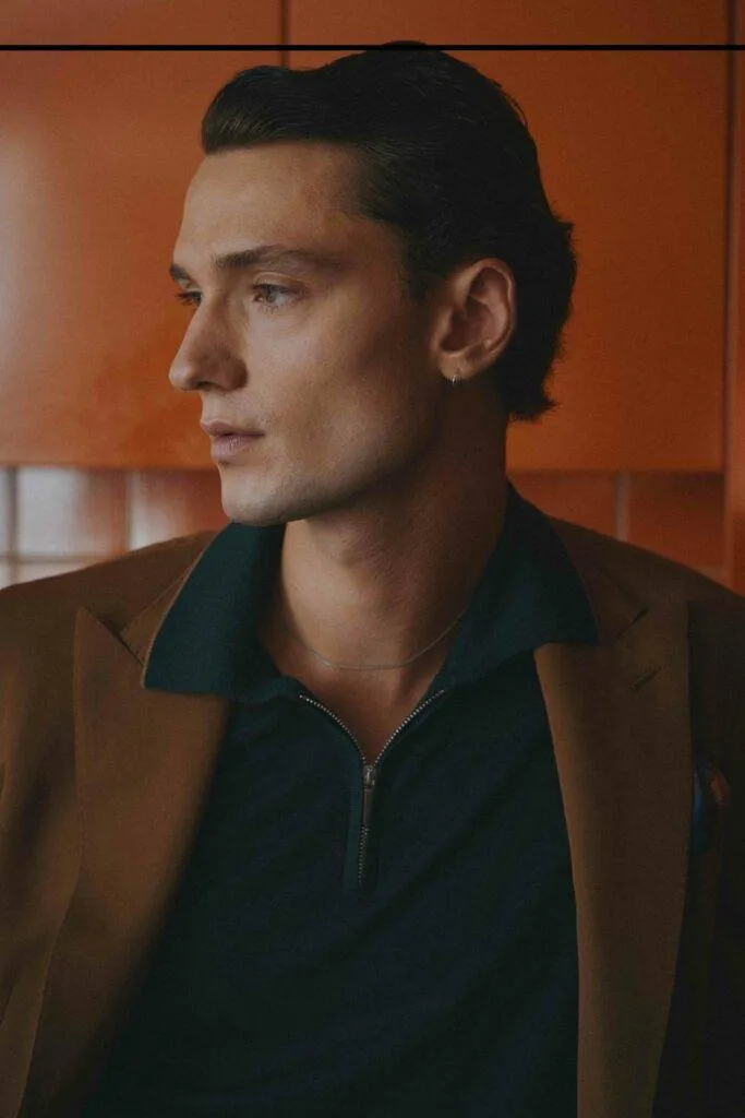 Camel coloured Wolle-Maßanzug — Monokel Berlin