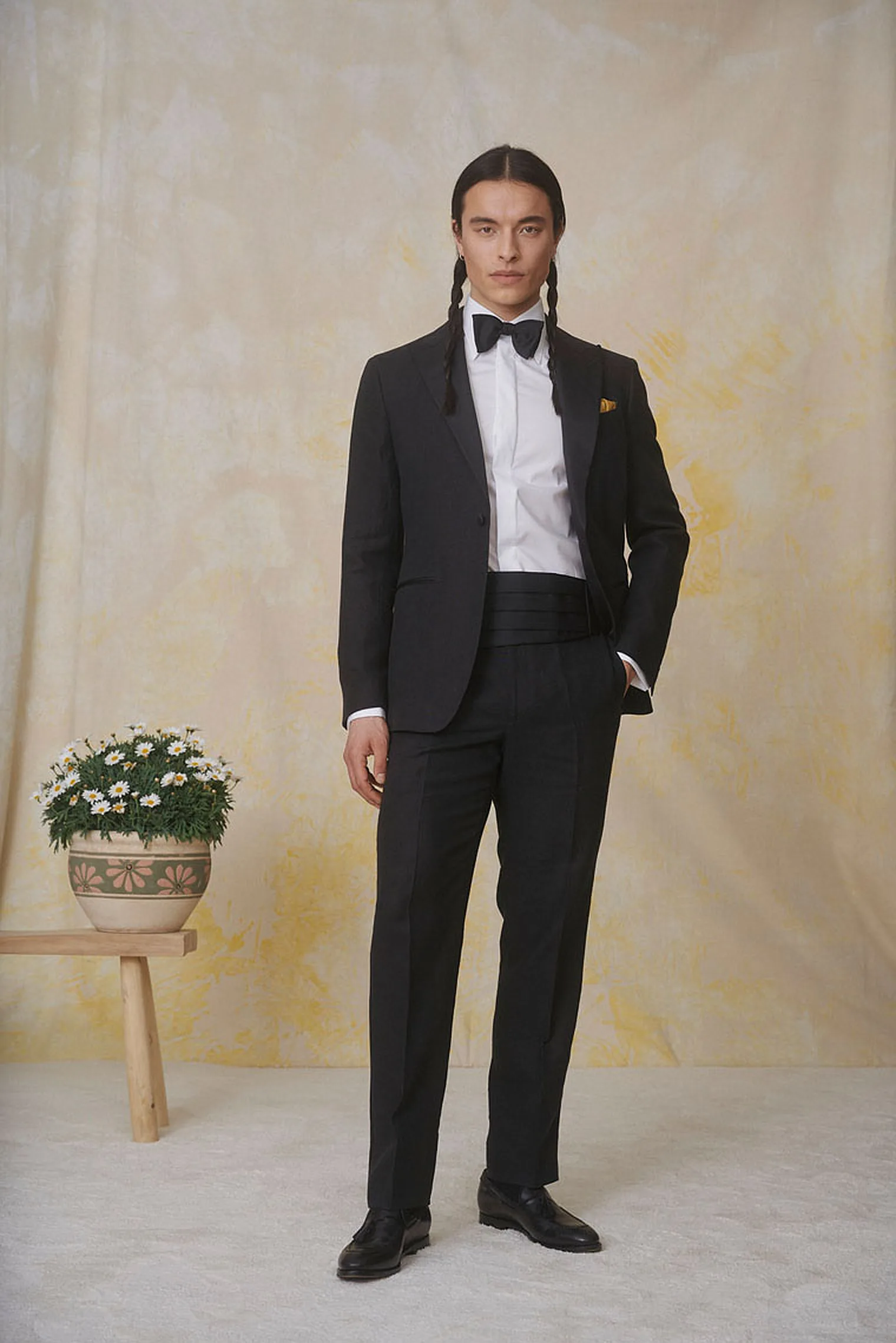 Schwarzer Smoking aus 300g Leinen — Monokel Berlin