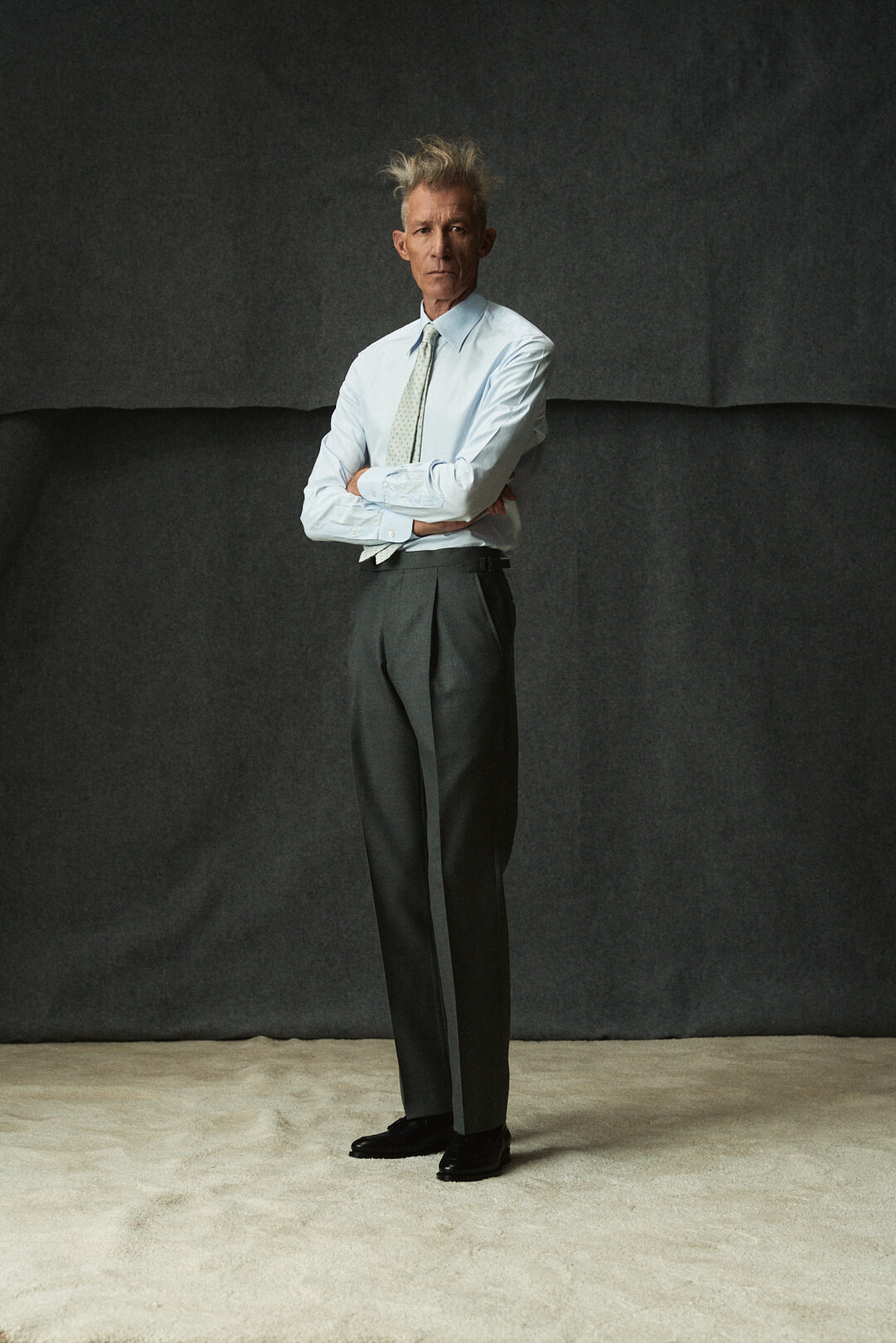 Grey Twill Anzug mit Light Blue Poplin Fil-A-Fil Hemd, Ansicht 13