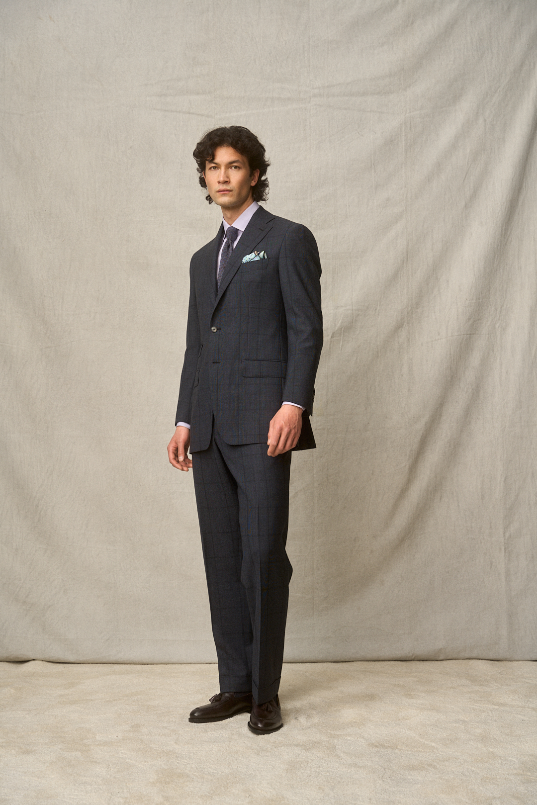 Stone Blue Glencheck Anzug mit Lilac-Streifen-Hemd, Ansicht 3