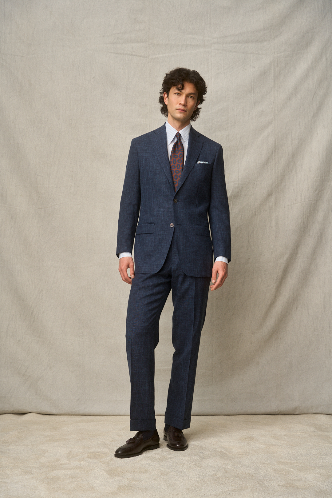 Maßanzug Berlin — Nadelstreifen-Anzug nach Maß von Monokel Berlin