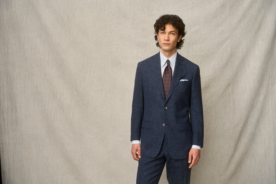 Storm Blue Wool-Silk-Linen Anzug mit Seersucker-Hemd, Ansicht 4