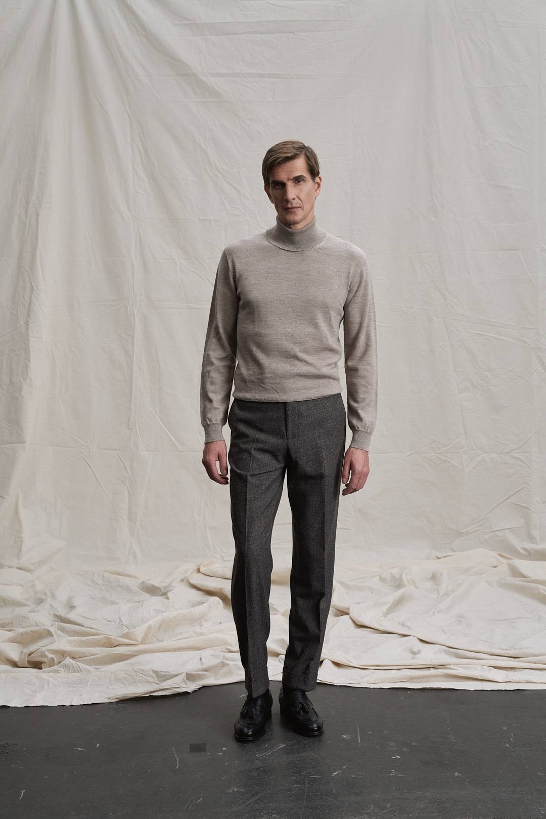 Sand Merino Rollkragen Pullover — Monokel Berlin