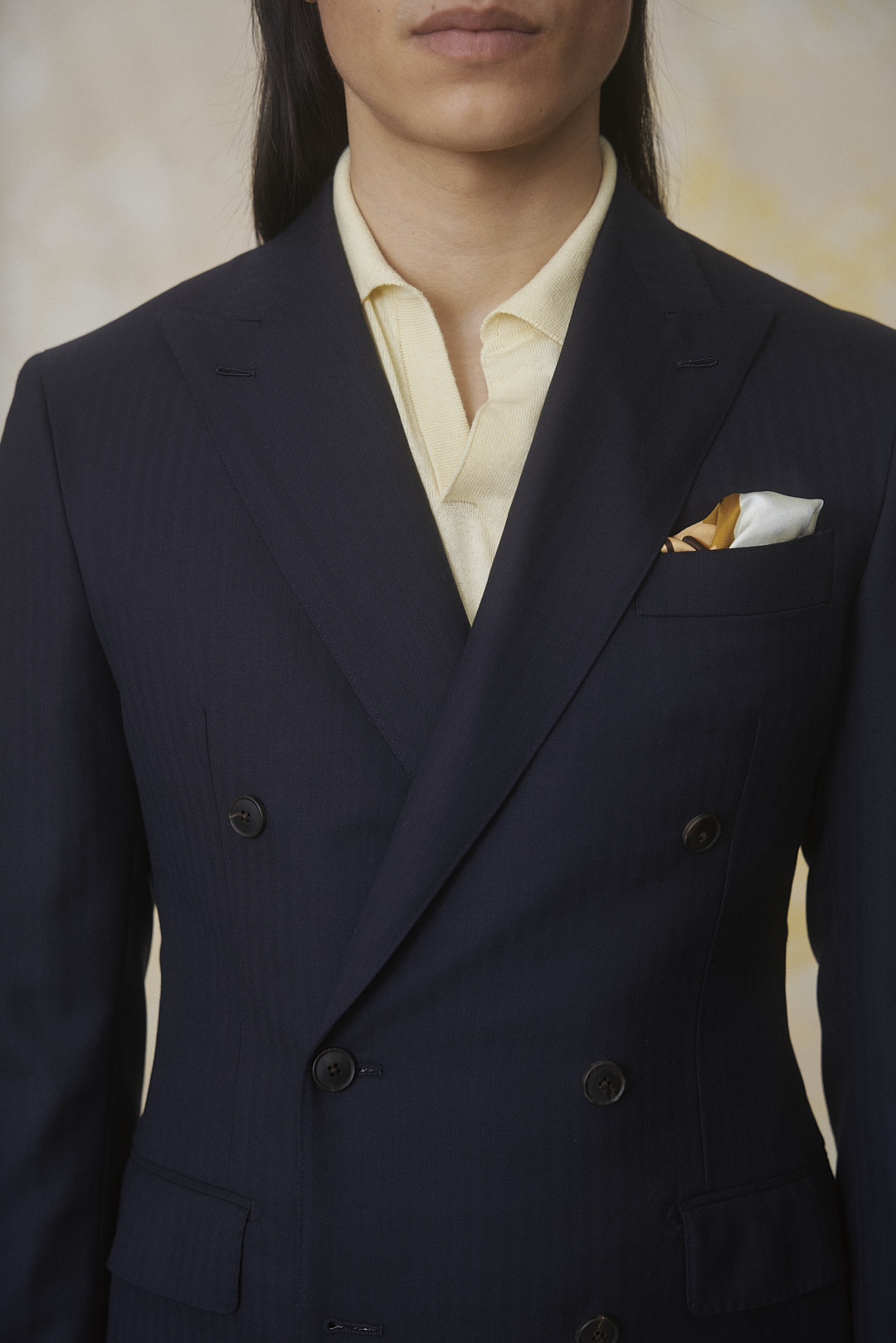 Double-Breasted Revers Detail