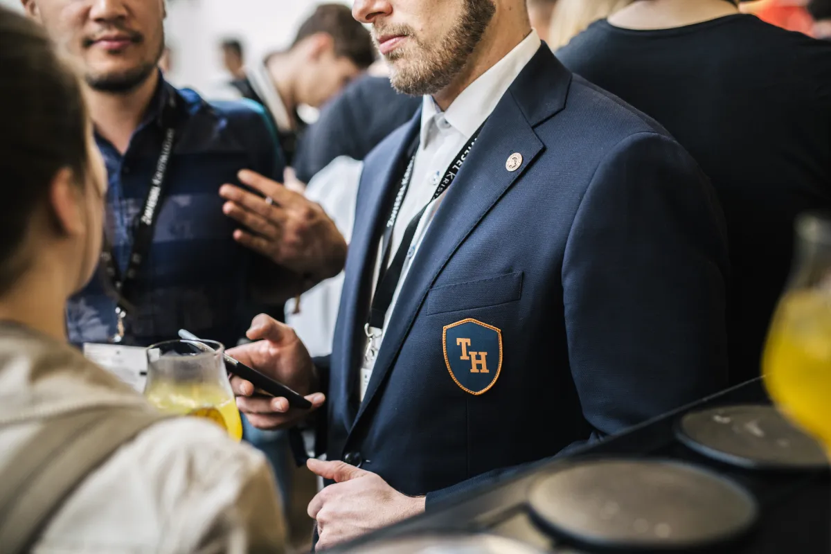 Thomas Henry Corporate Fashion Sakko – Maßkonfektion von Monokel Berlin